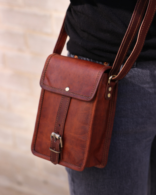 Mini long one buckle leather bag