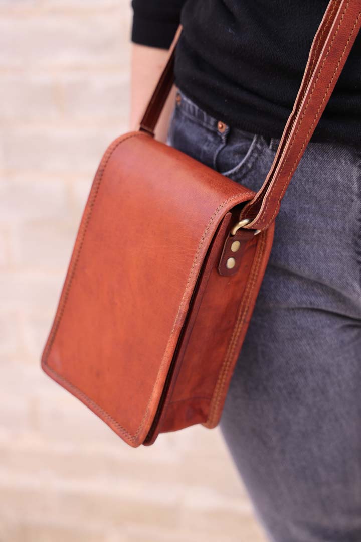 Mini long Leather full flap bag - Image 3