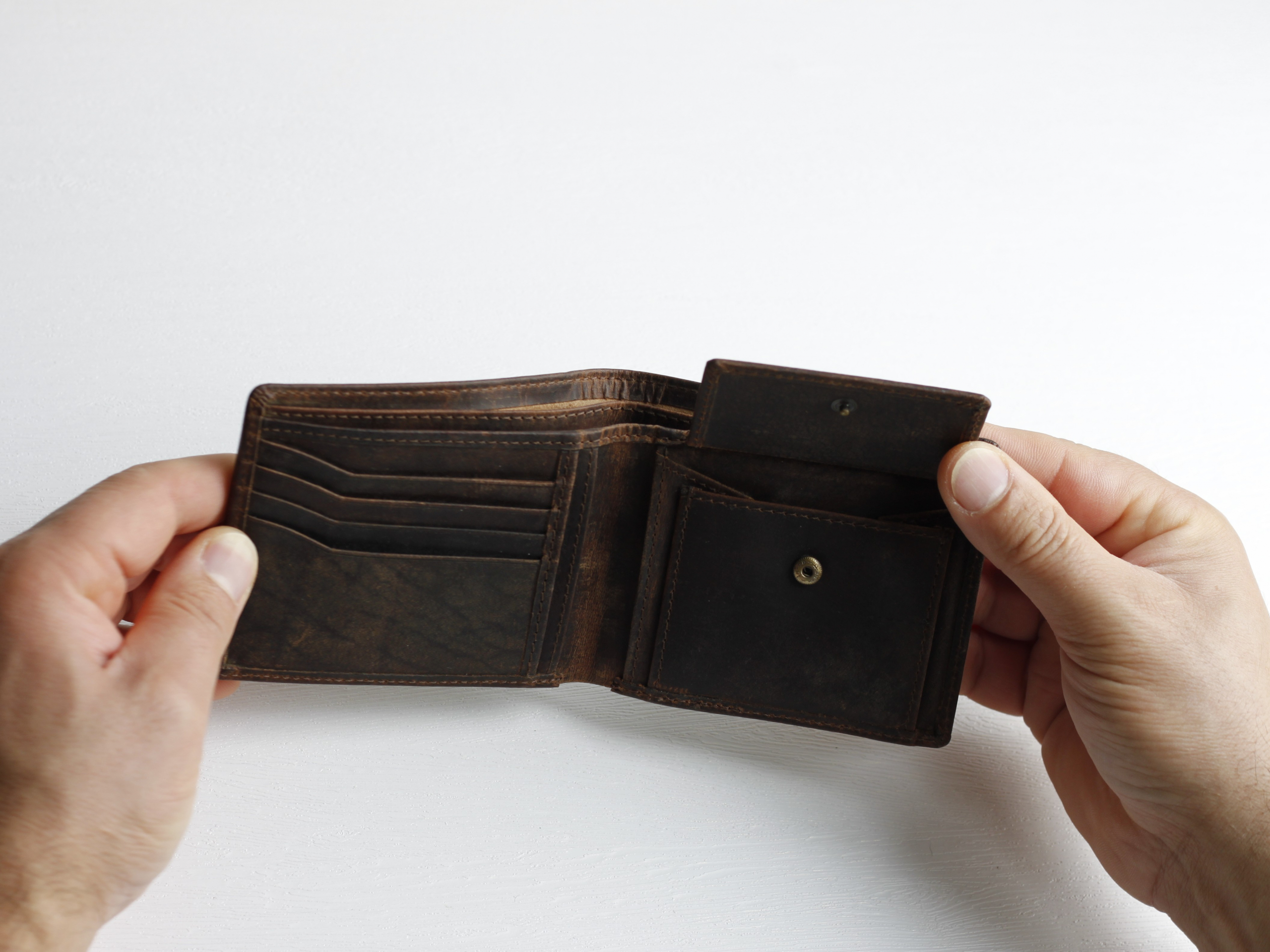 Personalised Buffalo leather wallet - Image 4