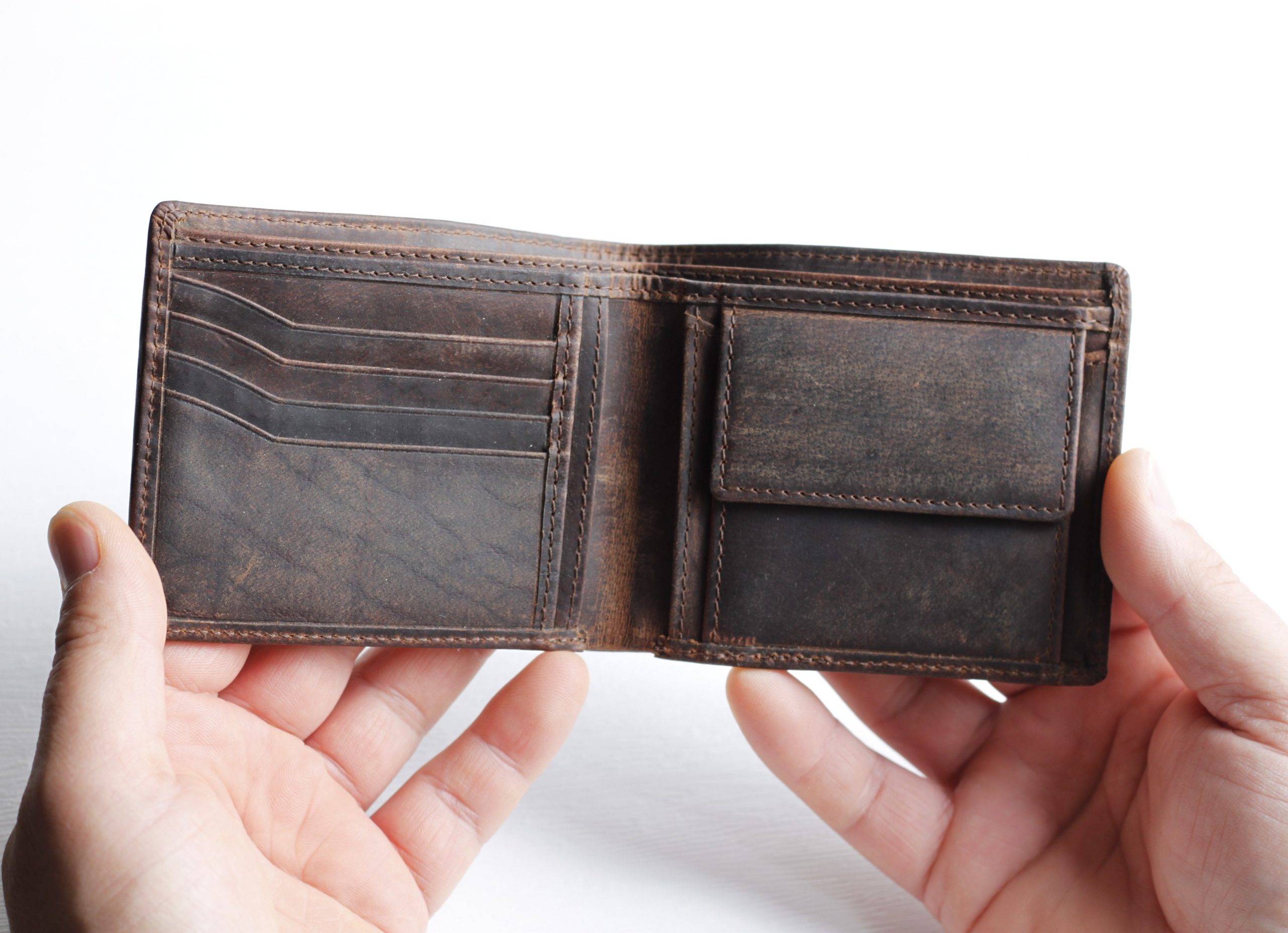 Personalised Buffalo leather wallet - Image 3