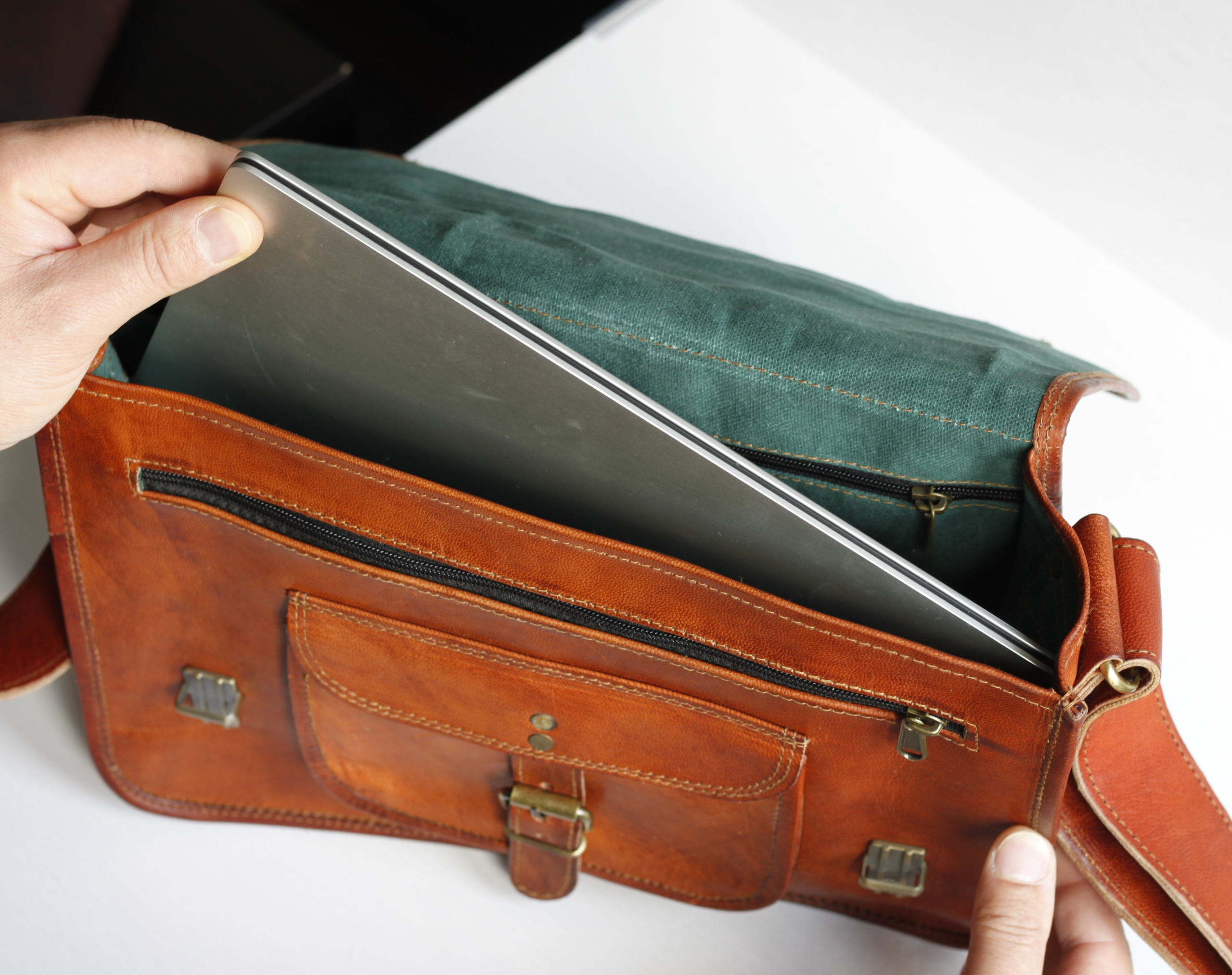 Leather Vintage style Laptop satchel 14'' - Image 3